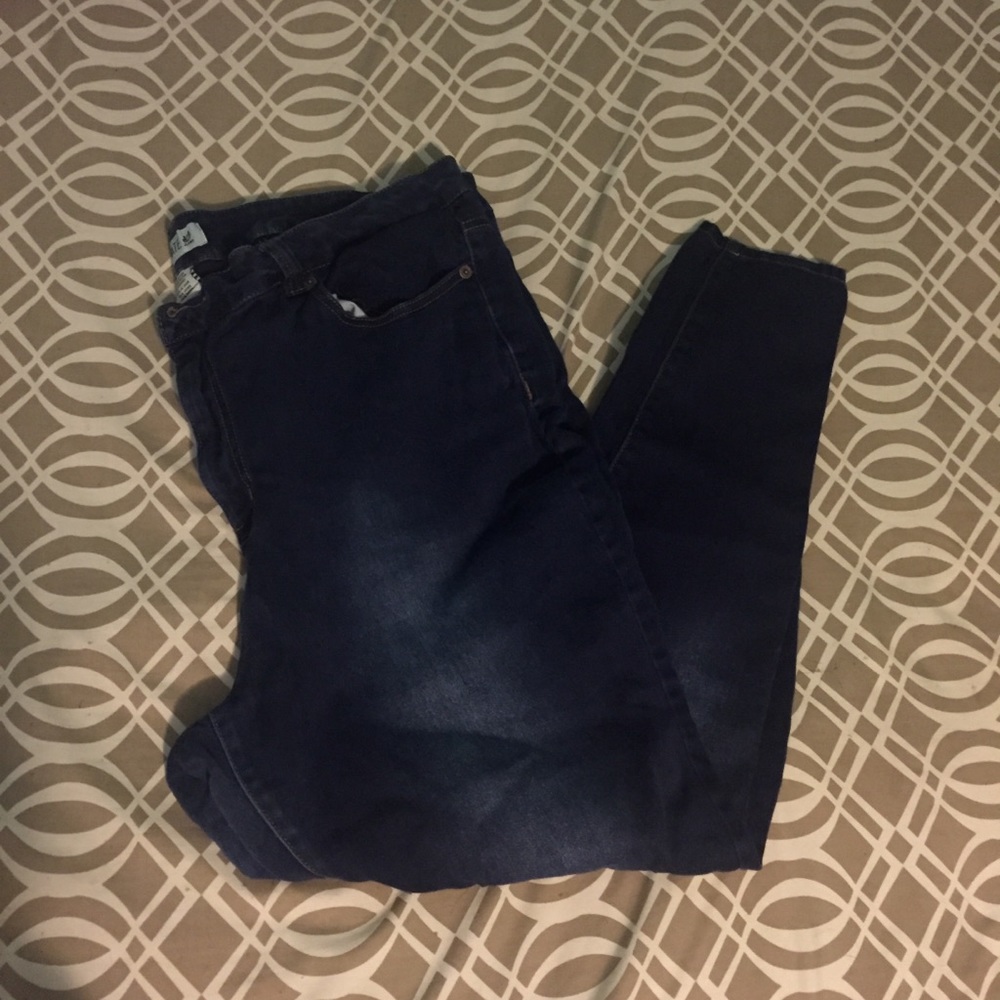 Wet Seal plus skinny jeans